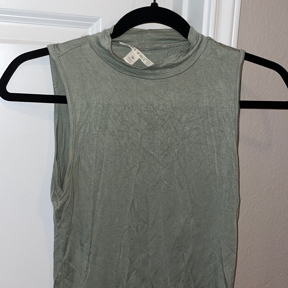 woman’s top